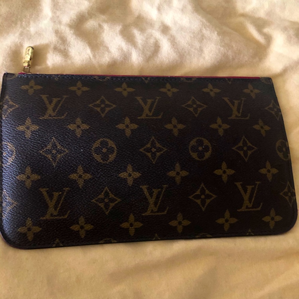 EUC Authentic Louis Vuitton.